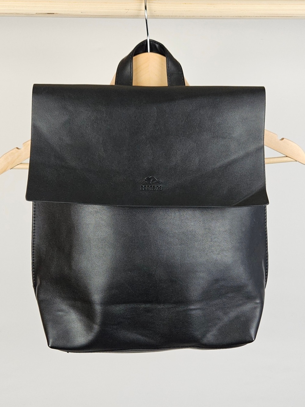 Roots 73 Black Leather Backpack Minimalist Structured Top Handle Bag - Picture 5 of 10